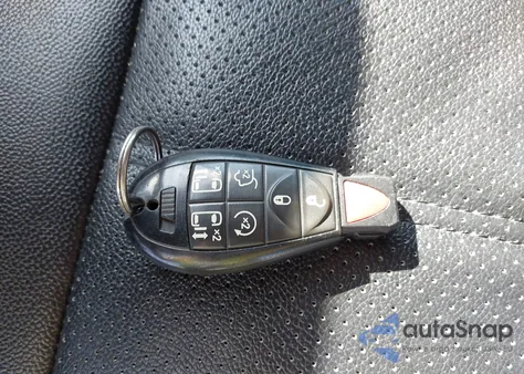 2016 Dodge Grand Caravan R/T из США, поврежденный, VIN 2C4RDGEG6GR371321